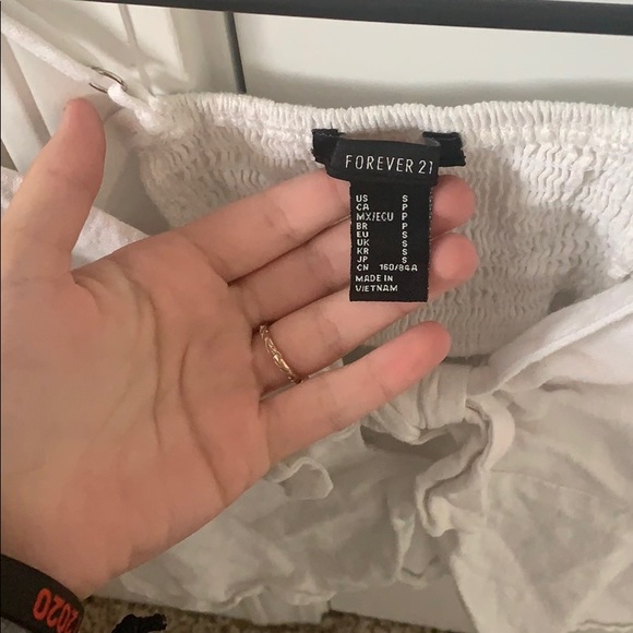 White Forever 21 cropped tank top - Picture 3 of 3